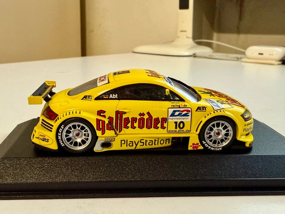 MINICHAMPS 430001810 AUDI TT-R DTM 2000 TEAM ABT CH. ABT 1/43 - Immagine 3 di 4