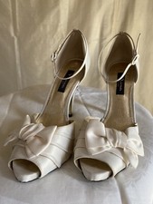 Nina US8.5 Ivory Satin Platform Bridal Heel Shoe Evening PeekaBoo Toe 4.5  Heel