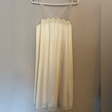 Vintage Vanity Fair Nightgown/Babydoll Chiffon Daisy Size 34 Vintage Size