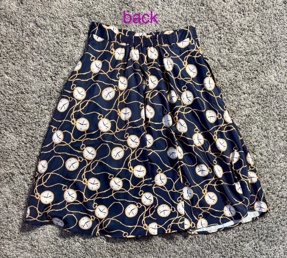Falda ModCloth Línea A Mujer Mediana Azul Marino Estampado Reloj Cintura Elástica Cremallera Lateral Midi Foto 2 de 4