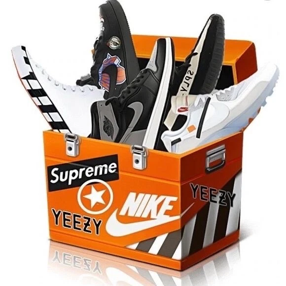 Caja de zapatillas y ropa de calle HYPE Foto 3 de 4