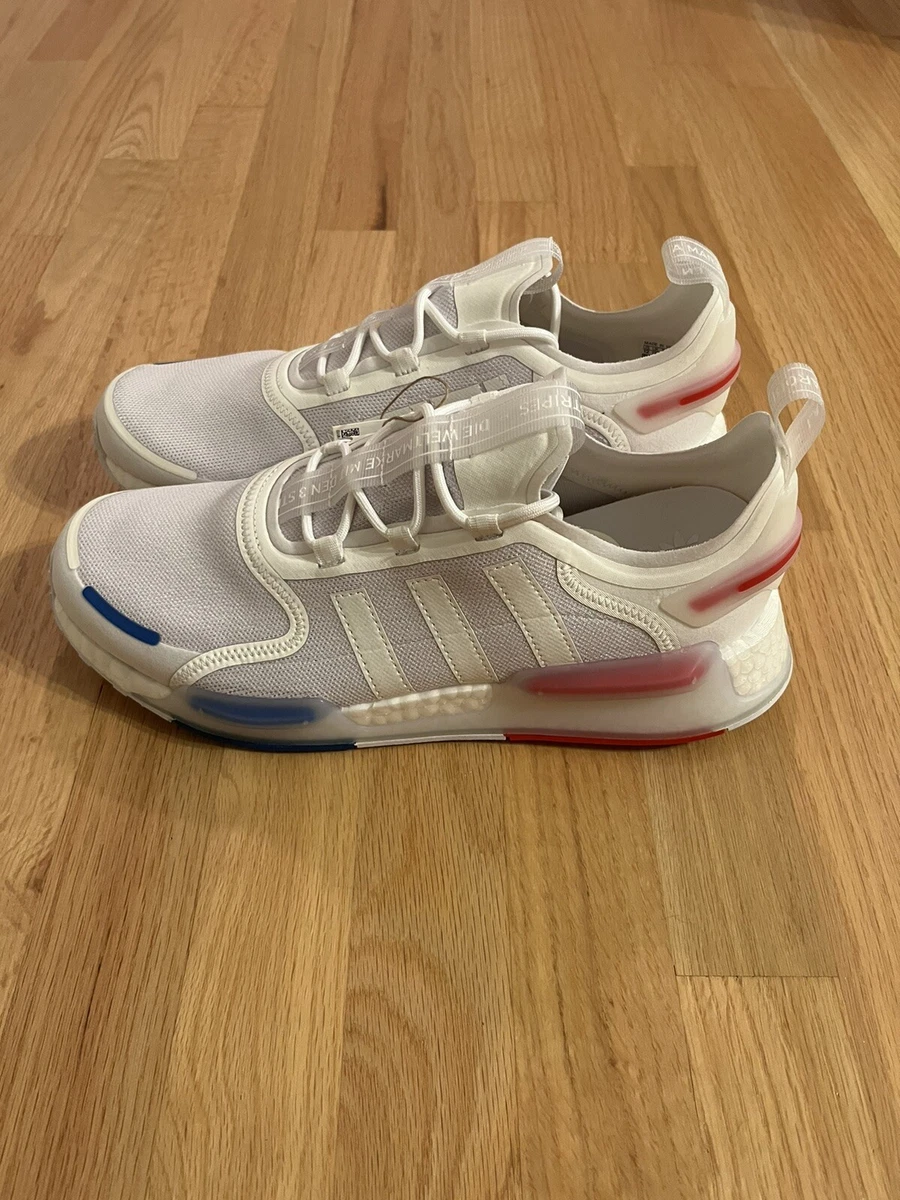 White adidas shop men shoes