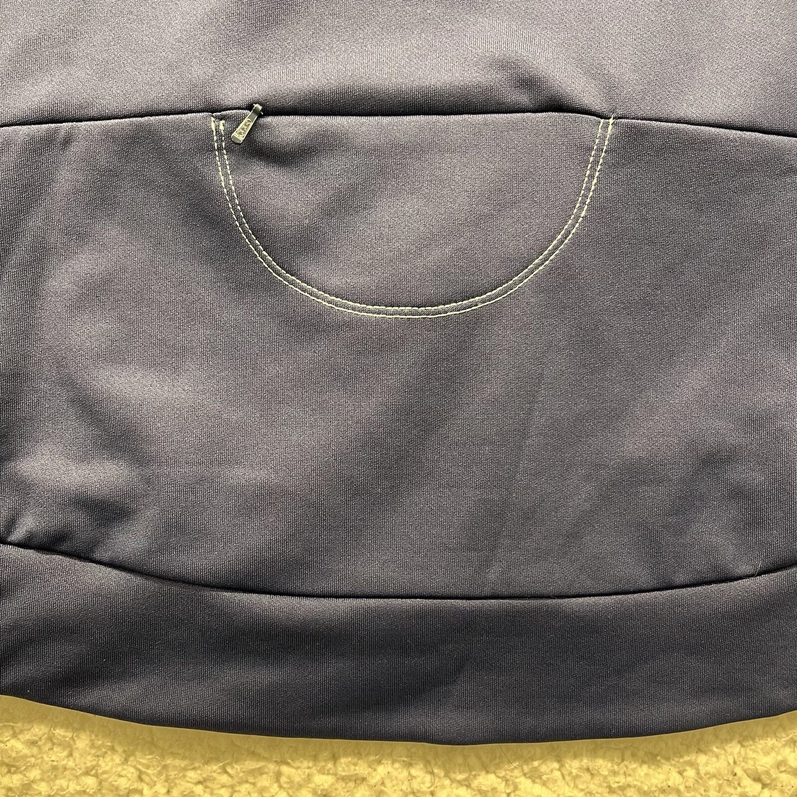 alo-yoga coolfit full zip pockets performance outdoor jacket