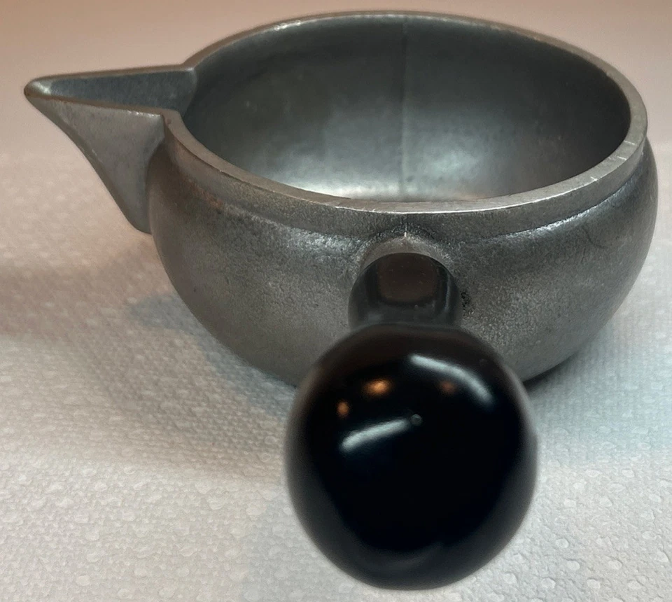 复古美国 Wilton Pewter Gravy 酱油盘 — 第 3/4 张图片