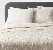 3pc Full/Queen Matelasse Holiday Quilt and Sham Set Cream Snowflake Threshold