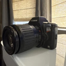 canon eos rebel ii 35mm with kit lens. Un-tested