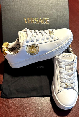 VERSACE JEANS COUTURE Leather White/Gold Medallion Sneaker EU39 (10 inches) $397