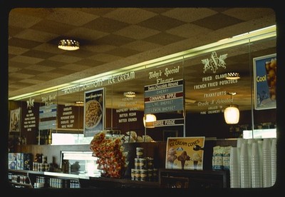 Niantic Connecticut Hojo Restaurant 1976 Howard Johnsons Ice Cream Diner