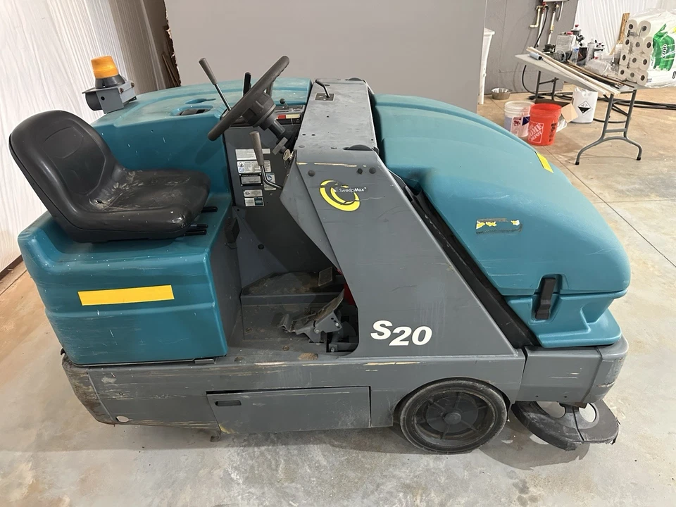 2012 S20 Tenant Floor Sweeper Kubota Diesel 1350 Hours Ready To Work - Image 3 of 4