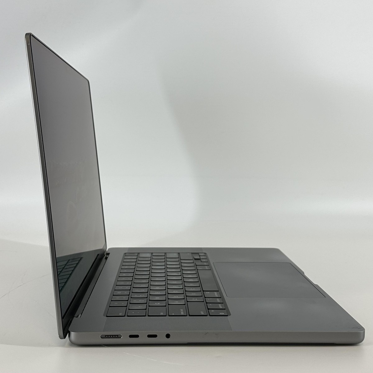 MacBook Pro 16