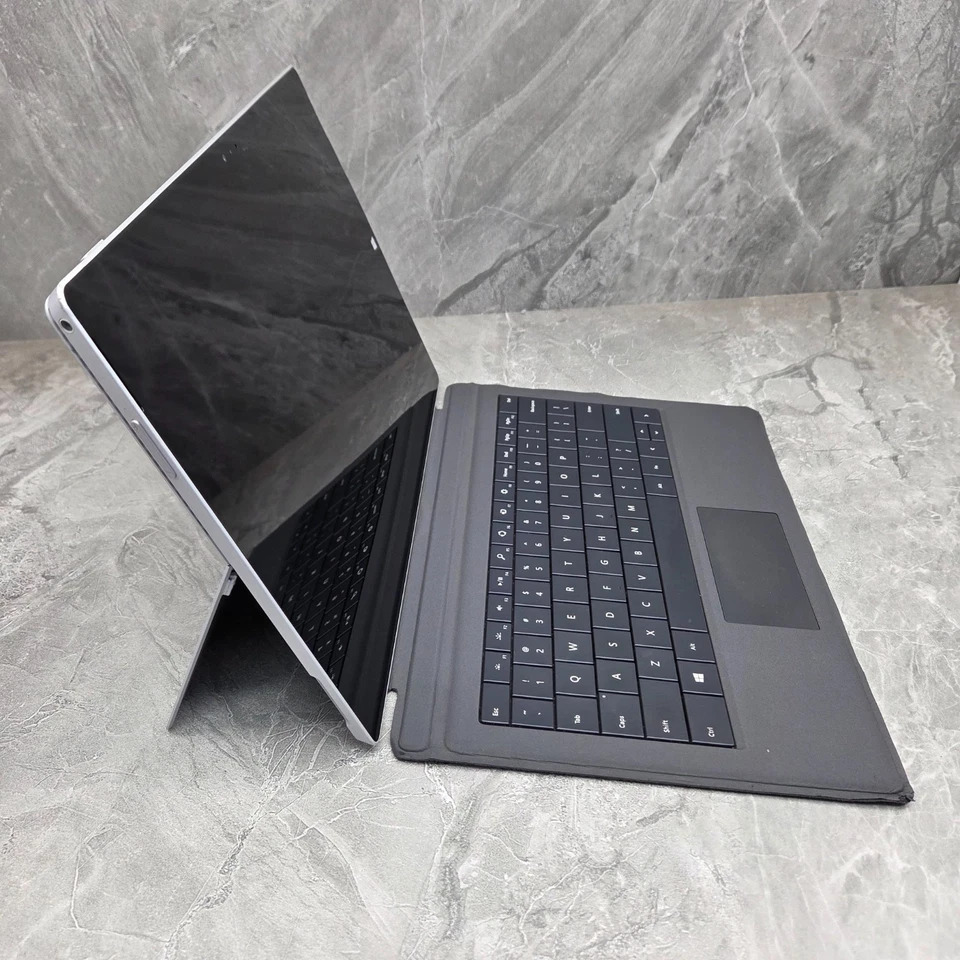 Microsoft Surface Pro 3 Model 1631 i5-4300U 4th Gen 2.5GHz 8GB/256 SSD 12" 1440P - Image 2 of 4