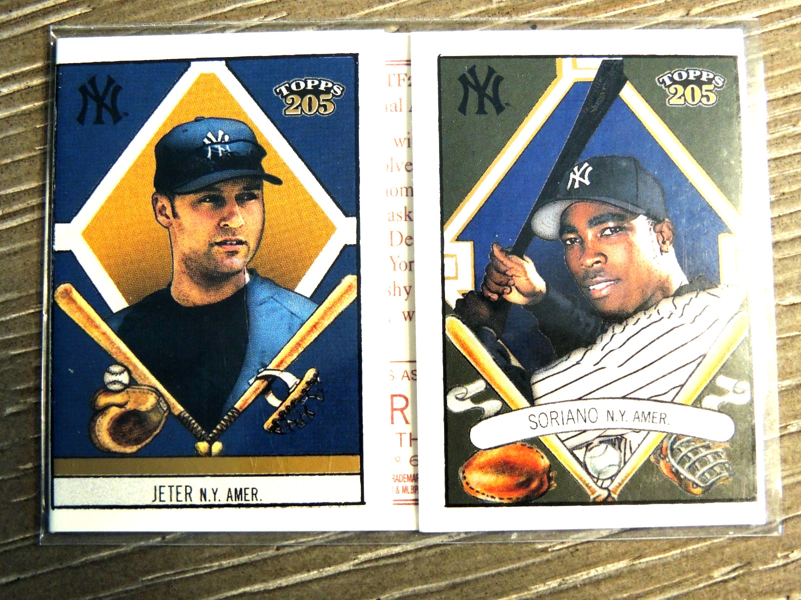 DEREK JETER  / SORIANO 2003 TOPPS 205 TRIPLE FOLDER POLAR BEAR CARD#TF2