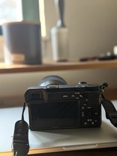 Sony Alpha a6600 Mirrorless Camera 4K with Sigma 16mm F1.4 DC DN Bundle