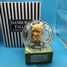 Danbury Falls Things Remembered Snow Globe Ladies Man Gift Joke Funny.