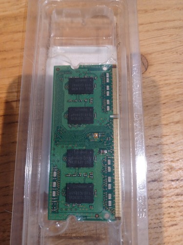 Samsung M471B2873FHS-CH9 1GB 1Rx8 PC3-10600S-09-10-ZZZ Laptop Memory - Photo 4/5