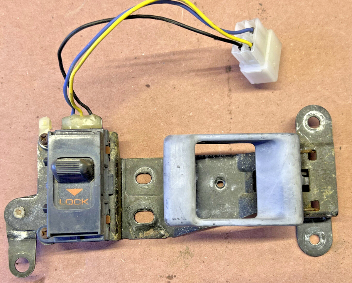 89 Mazda RX7 Right Passenger Side Interior Door Handle Convertible