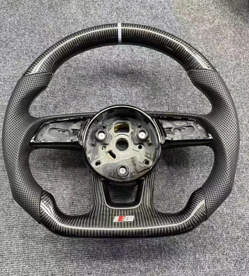 Personalización Volante Audi A3A4A5A6A7A8S3S4S5S6S7RS3RS6RS7 Foto 2 de 4