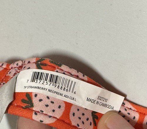 Top Paw Comfort Neoprene Strawberry Dog Collar Large - Picture 5 of 5