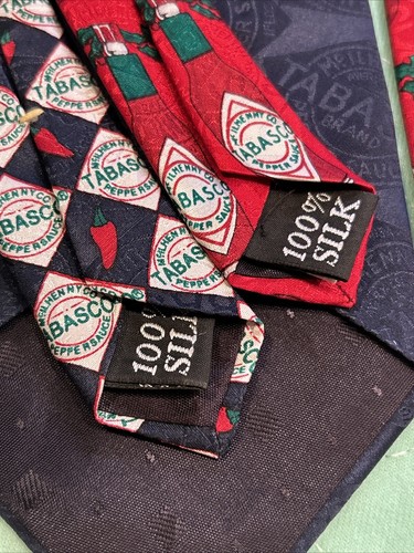 2 Tabasco 100% Silk Christmas Ties Red Holly Navy Santa Claus Candy Canes GUC - Picture 6 of 6