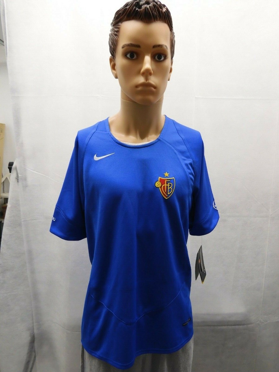ポルトガル製　NIKE FC Basel 05-06 ユニフォーム　トータル90 ポルトガル製 NIKE FC Basel 05-06 ユニフォーム トータル90