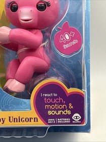 Fingerlings Baby Unicorn Pink Skye, Toys R Us Exclusive, NIB 40+ Sounds