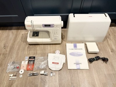 Janome Memory Craft 4800 Nähmaschine mit Koffer + Fußsteuerung & Zubehör