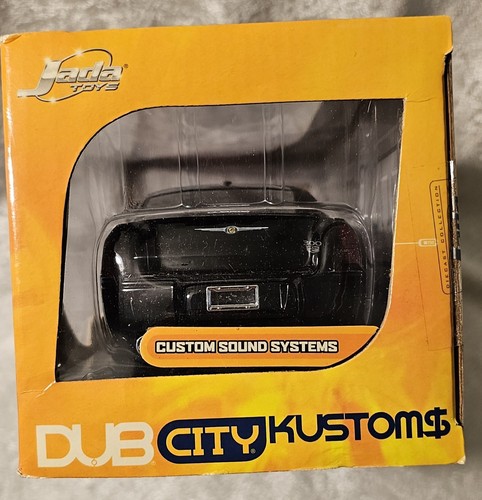 Chrysler 300C 2005 Jada Toys Dub City personalizado 1:24 metal fundido a presión raro muy buen estado - Imagen 4 de 6