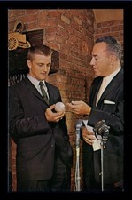 1961 Sam’s Restaurant Postcard *** ROGER MARIS *** NY Yankees 61st Home Run