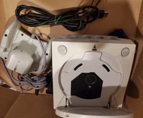 Old Sega Dreamcast Console White With Cords Power AV Controller HKT-3020