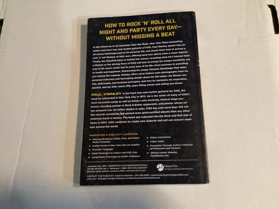 BACKSTAGE PASS By PAUL STANLEY KISS 2019 UNCORRECTED PROOF 1st EDITION SC RARE - Image 2 of 4