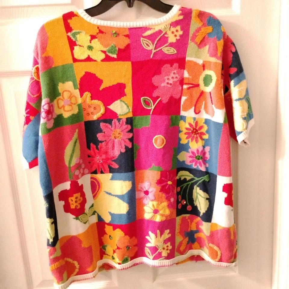 Susan Bristol Woman 2W Colorful Floral Knit Patch Embroidered Cardigan Sweater - Image 2 of 4