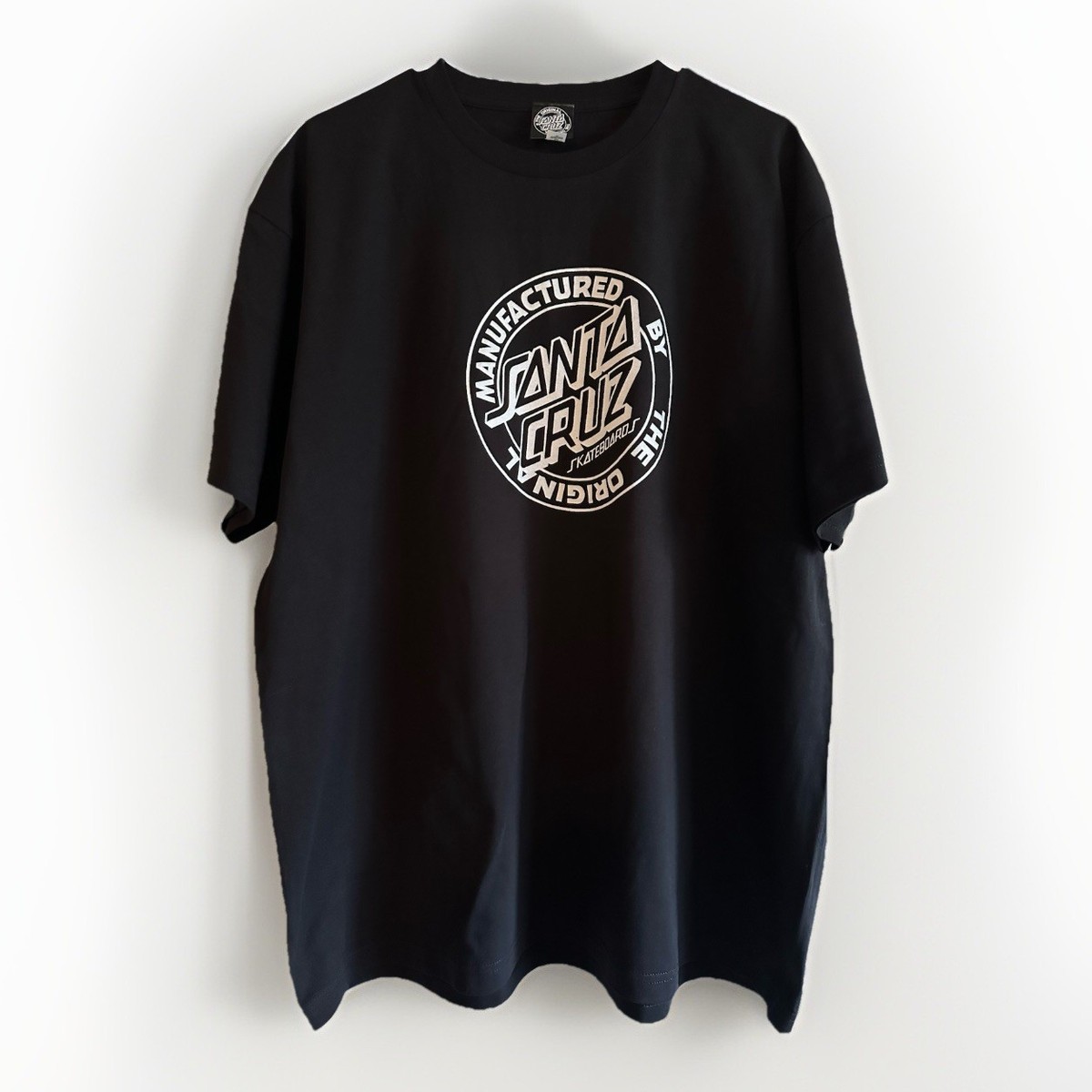★Santa Cruz Carved MFG T-Shirt 関税込★ 44156393_155358_78987_Carved_M
