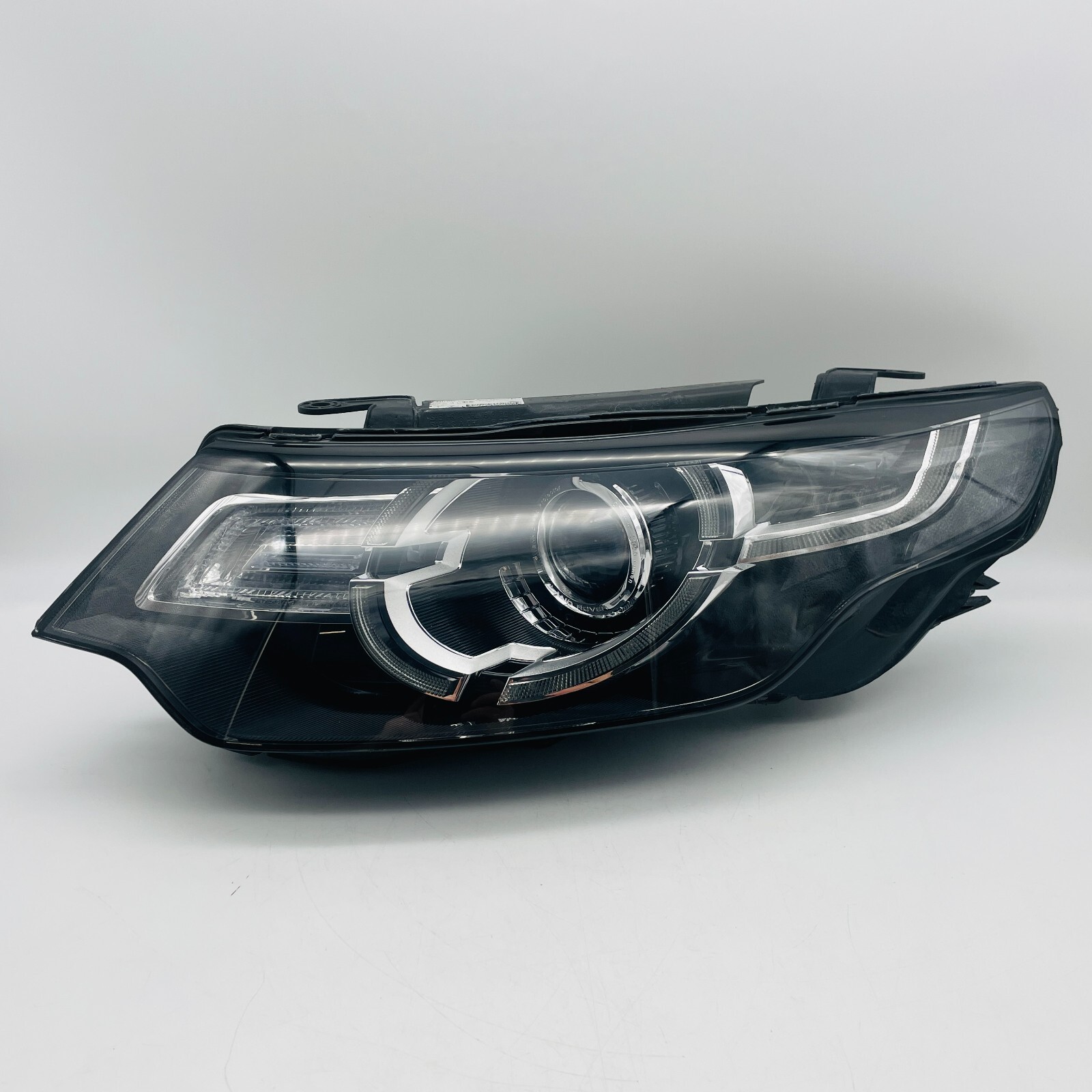 Land Rover Discovery Headlight Genuine L550 Sport Passenger Side 2014 - 2019