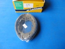 Mâchoire de frein Mazda MAZDA