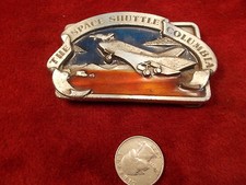 N/M CONDITION 1982 BERGAMOT BELT BUCKLE "THE SPACE SHUTTLE COLUMBIA", COLORED
