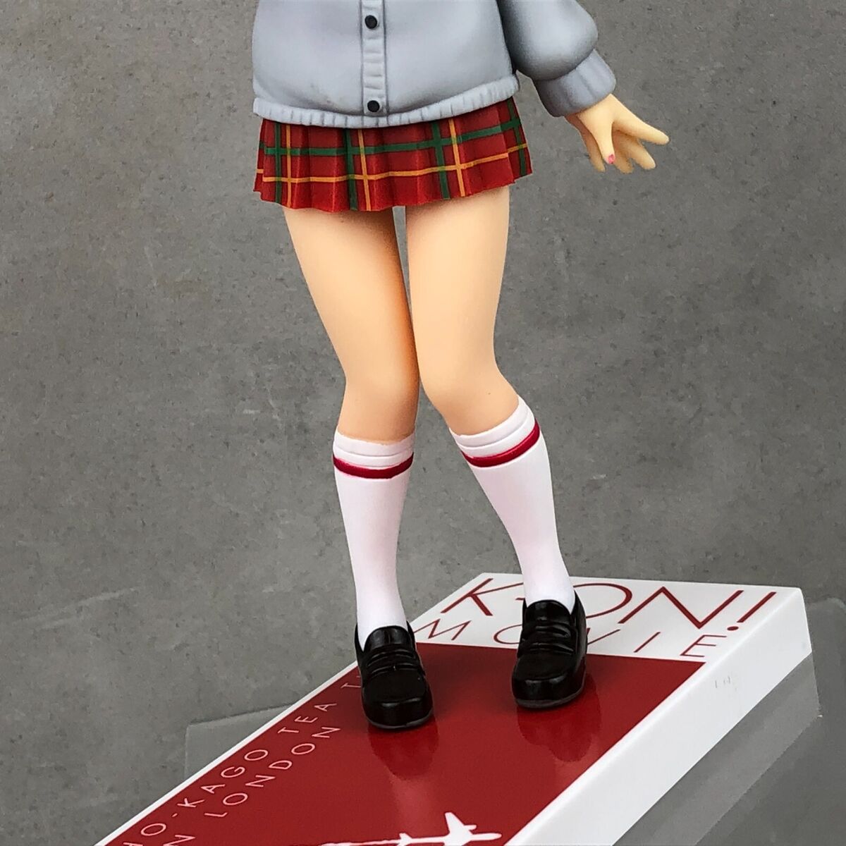 Banpresto K-ON! Movie Hirasawa Yui DXF HTT Gray Style Anime Banpresto K-ON! Movie Hirasawa Yui DXF HTT Gray Style Anime
