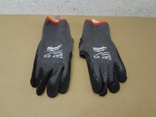 Milwaukee Medium Gray Nitrile Level 5 Cut Resistant Dipped Work 