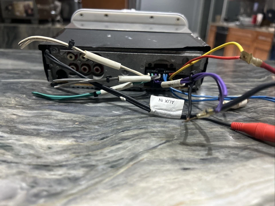 Reproductor de CD estéreo Sony Marine CDX-HS70MS con control remoto manuales funciona SIRIUS Foto 2 de 4