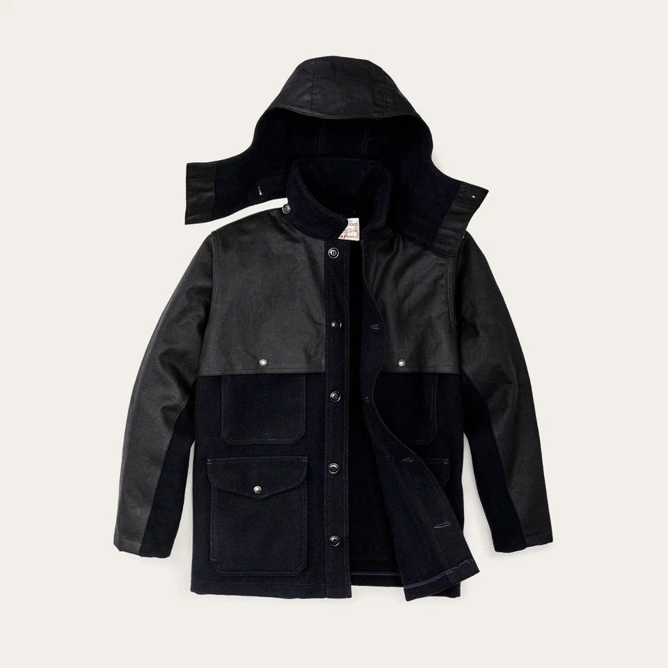 Filson Mackinaw Wool Double Coat - XS & S - 20263381 Dark Navy Waxed Tin Cloth - Image 4 of 4