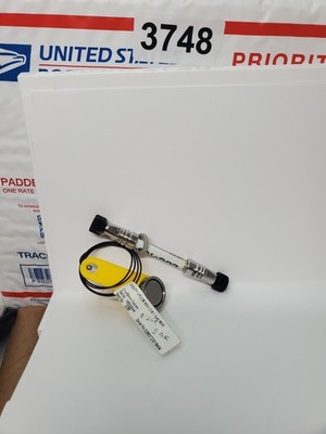 HPLC COLUMN ACQUITY UPLC BEH C18 1.7um MVK 2.1 x 50mm Column PN 186004044