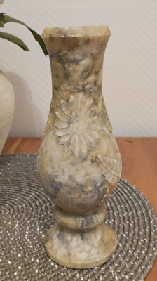 Vase Marmor Naturstein Italien handgeschnitzt Höhe 21 cm x 8 cm 1,4 kg