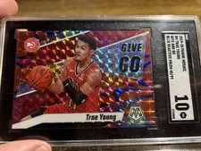 2019-20 Panini Mosaic #4 Trae Young Blue Reactive Prizm 45/99 Give and Go SGC 10