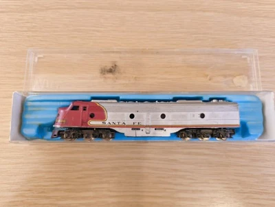 Atlas N Gauge EMD E8 Santa FE Co-Co Spares Or Repairs Boxed - Image 1 of 4