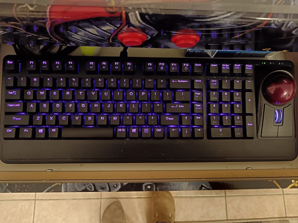 Pc Gaming Cooler Master H100 - Immagine 2 di 4