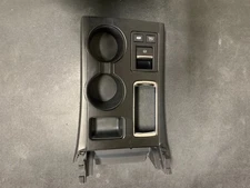 2015-2017 Subaru Outback Center Console Box Cover Shift Lever Front Cup Holder🛞