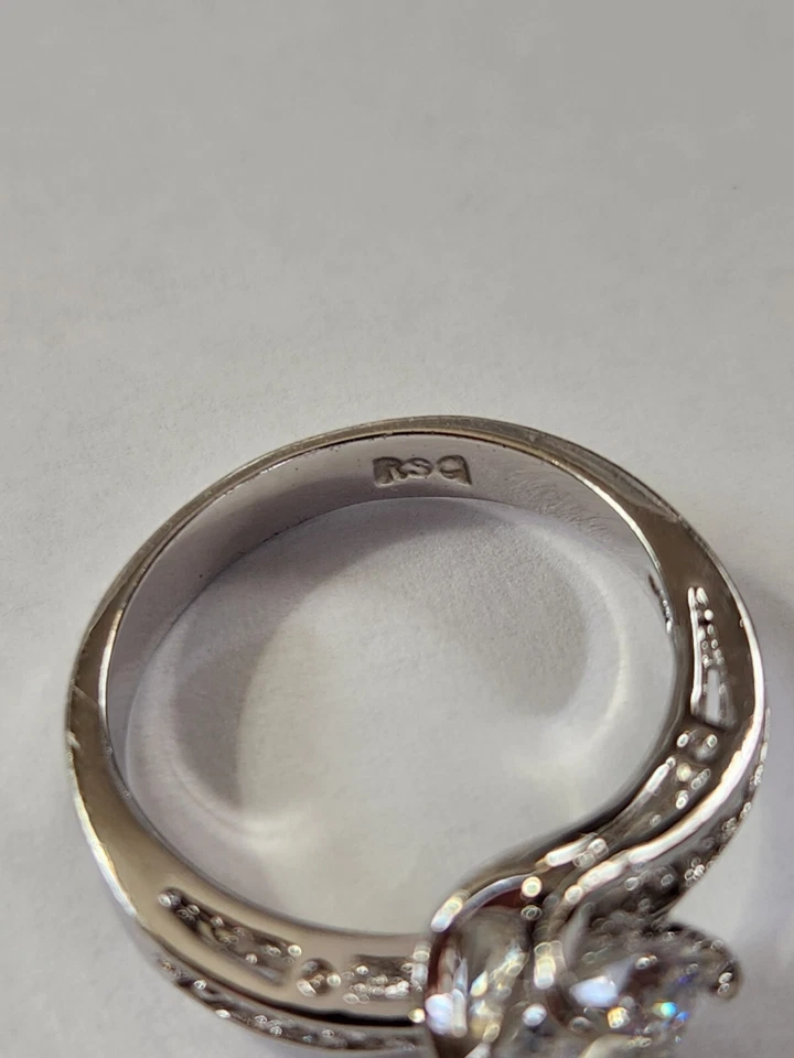 Lote de 2 anillos de cóctel de moda verde y transparente circonita cúbica 18K Ge 5,5 iolita transparente RSQ 6,5 Foto 4 de 4