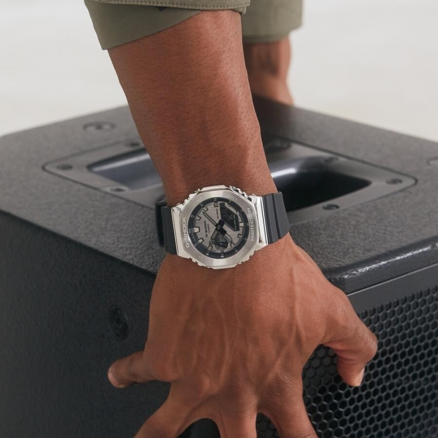 Casio G-shock GM-2100-1AJF Men's Watch Metal Covered Black Casio G-shock GM-2100-1AJF Men's Watch Metal Covered Black