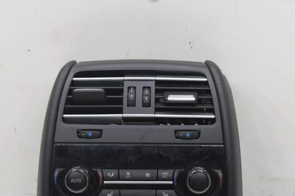 BMW 750i 2010-2015 4,4 L consola trasera calefacción aire acondicionado control de clima con ventilación de aire Foto 3 de 4