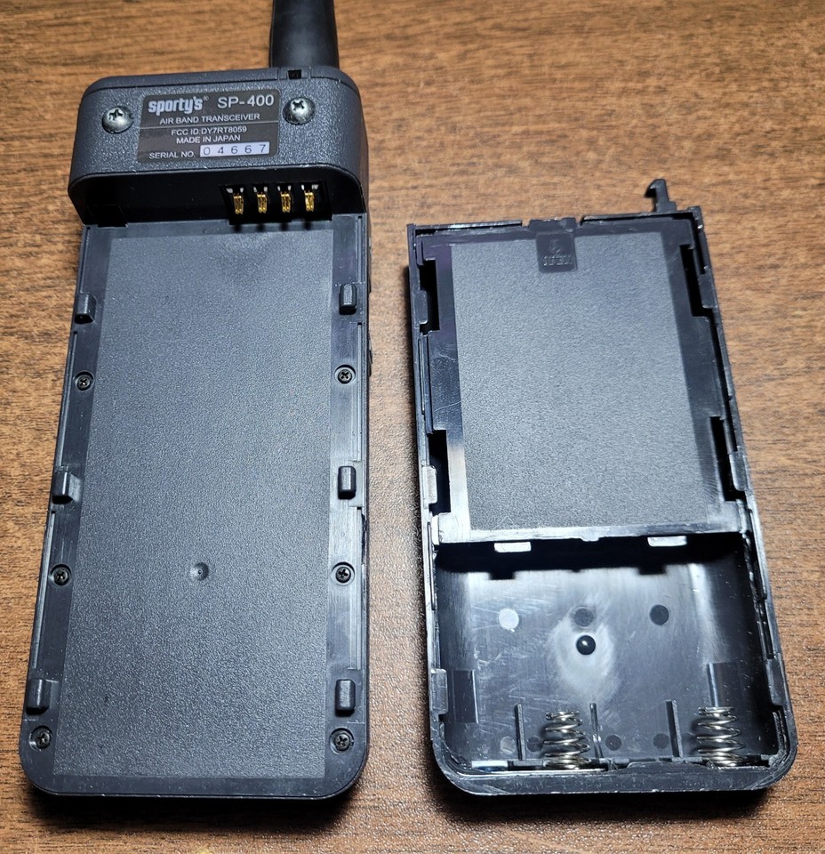 Sporty's SP-400 Handheld NAV/COM Radio / transceiver with ILS Support ...
