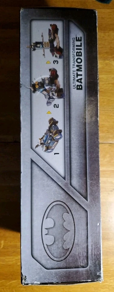 DC Comics Batman Ultimate Transforming Batmóvil to BatCave Juego ***CAJA DMG** Foto 4 de 4